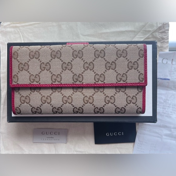 Gucci Handbags - GUCCI GG SUPREME Red Pebbled Leather Brown Logo Canvas Card Billfold Long Wallet